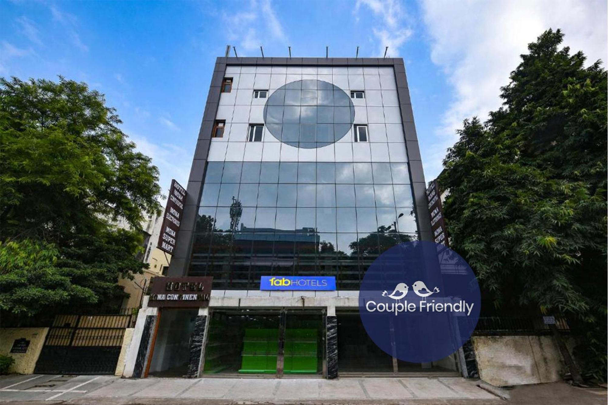 Fabhotel Mona Continental - Nr Laxmi Nagar It Hub New Delhi Eksteriør billede